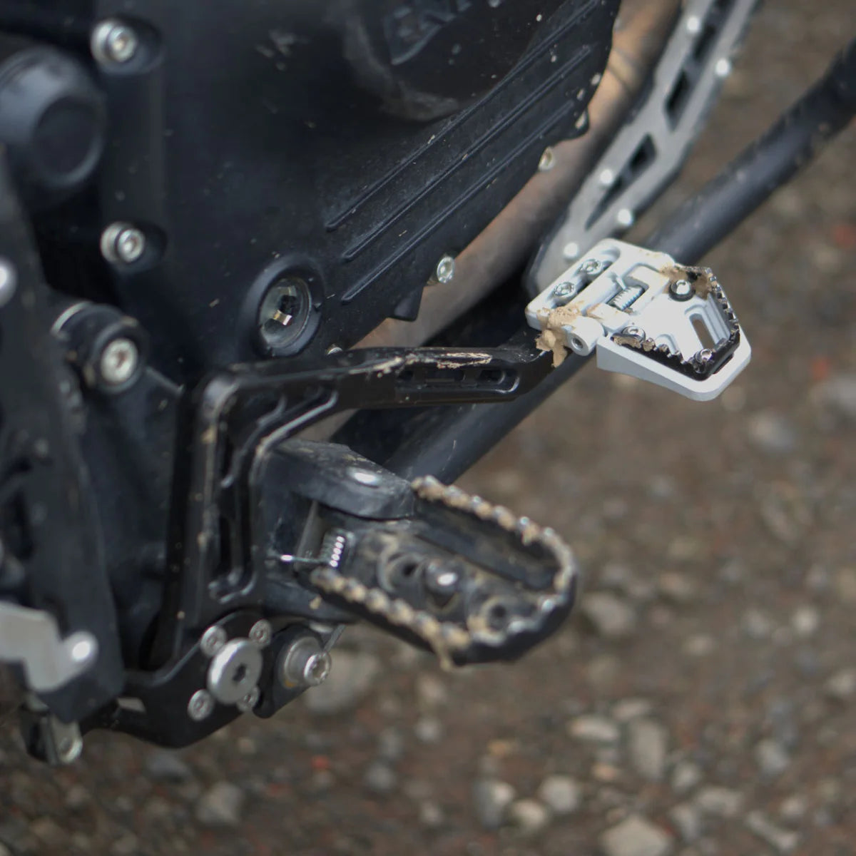 Adjustable Gear Lever and Adjustable Brake Lever For Himalayan 450