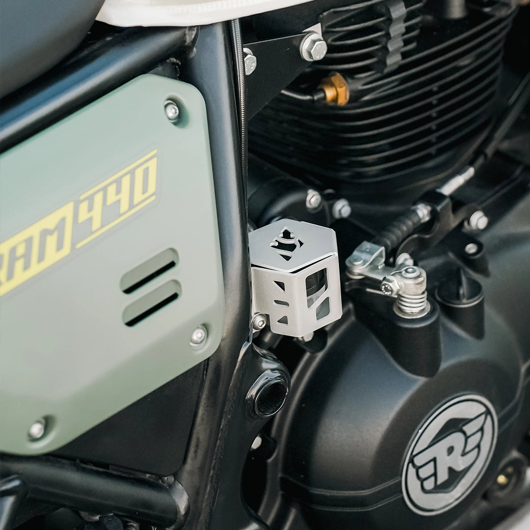 Royal Enfield Scram 440 Oil Cap & Master Cylinder Guard Combo Kit - Silver