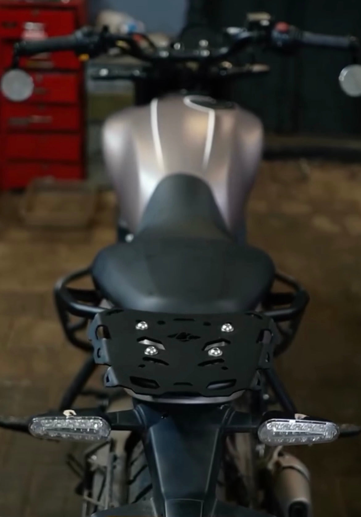 Guerrilla 450 Luggage Rack Black