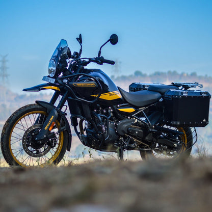 Himalayan 450 aluminium panniers side view