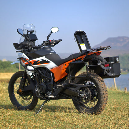 KTM 390 Adventure 2025 aluminium panniers view 5